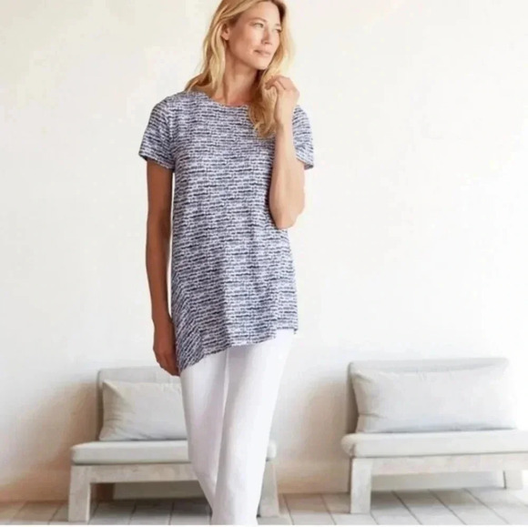 J.Jill blue & white seamed asymmetrical tee Linen & Rayon Blend Breathable SizeM - Picture 2 of 10